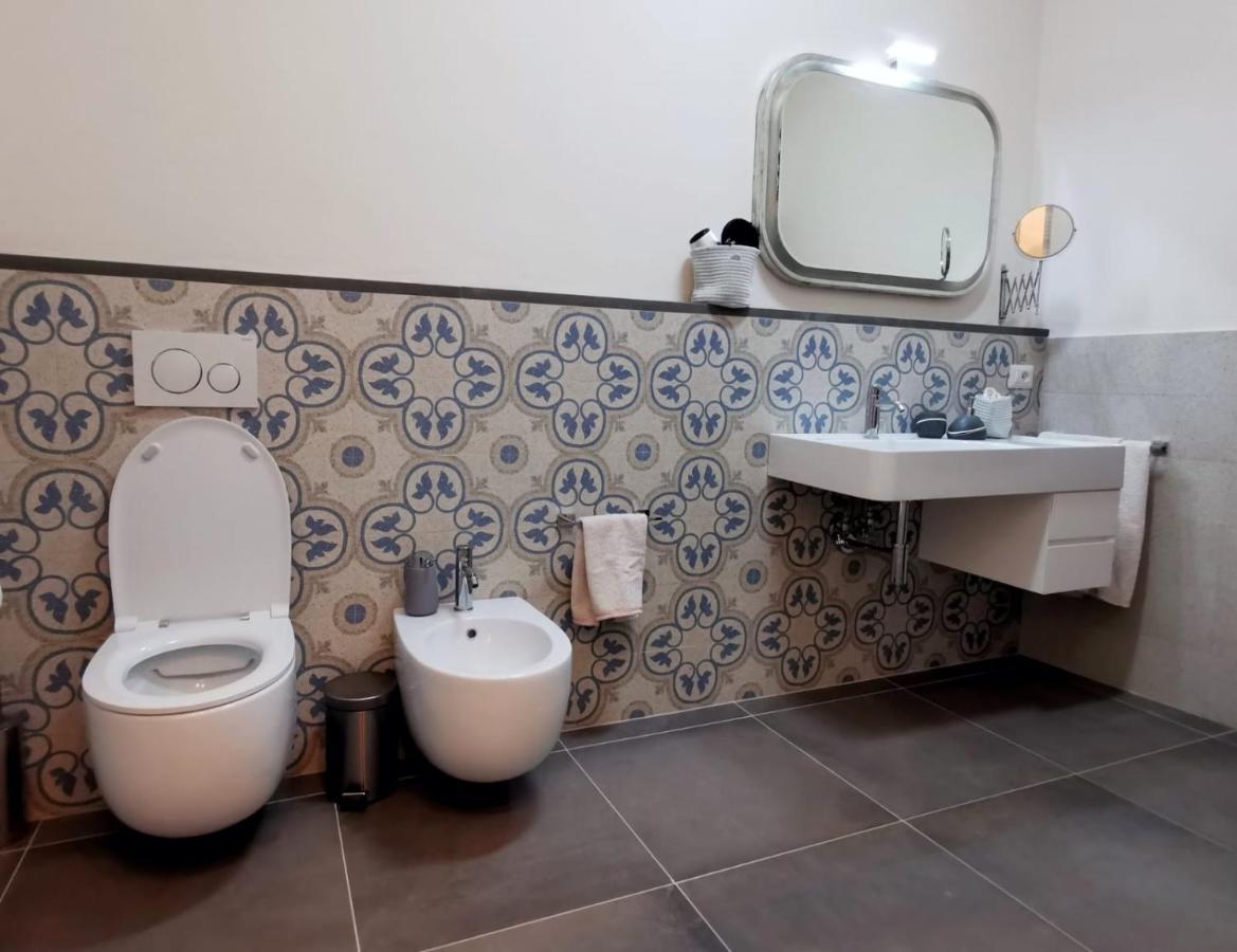 Casa Remo - Dolce Soggiorno Nella Piazza Di Greve Greve in Chianti Bagian luar foto